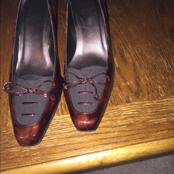 Tortoise & Brown Heels!  EUC! - Picture 4 of 4